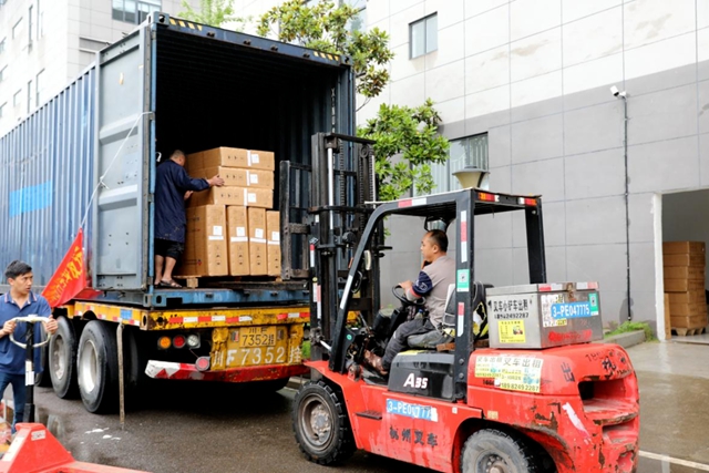 又一突破！首批“泸州造”自行车通过跨境电商出口发运，货物进出口再添新动能